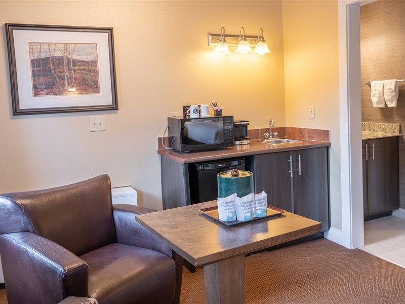 Irwin'S Mountain Inn Banff Ngoại thất bức ảnh