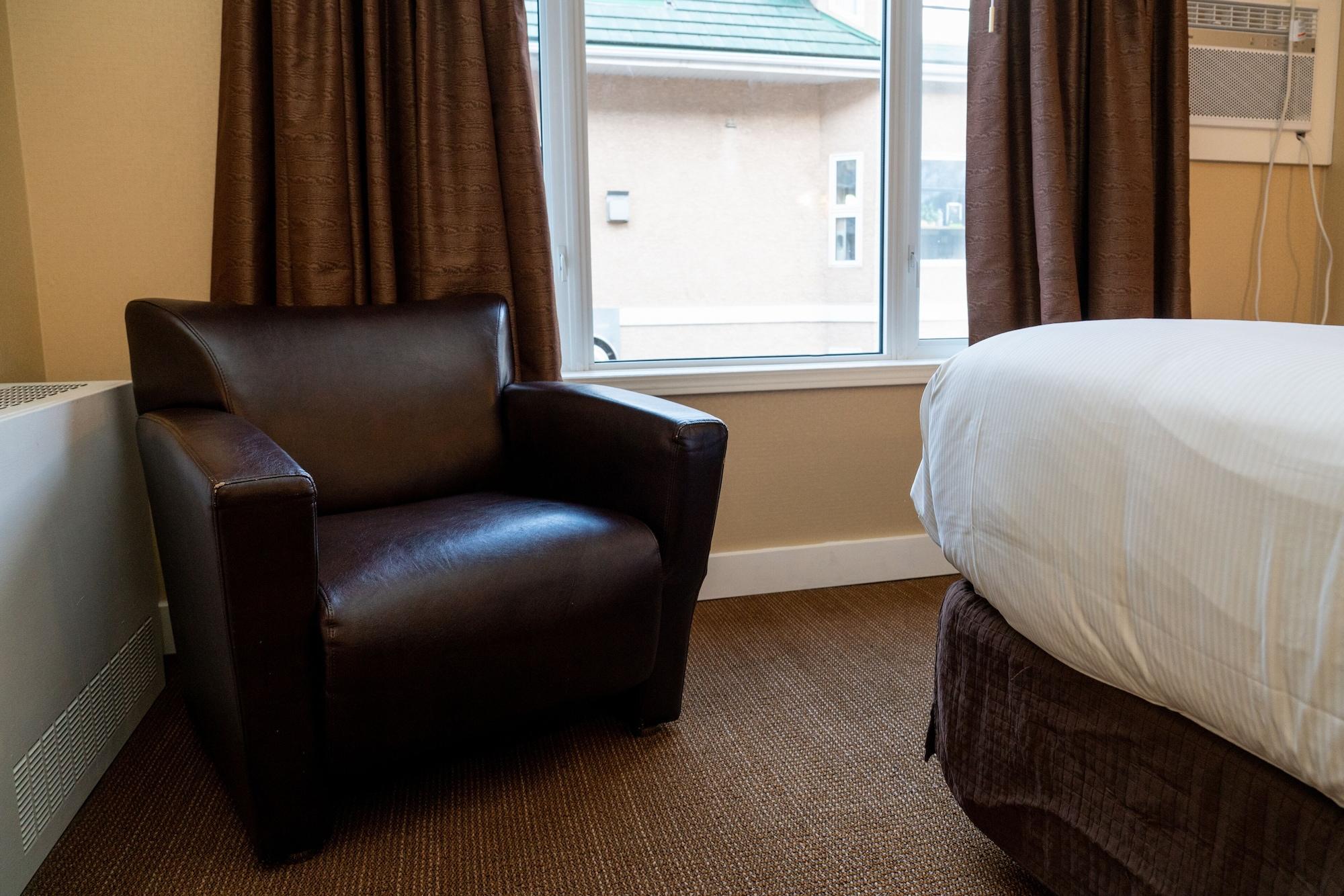 Irwin'S Mountain Inn Banff Ngoại thất bức ảnh