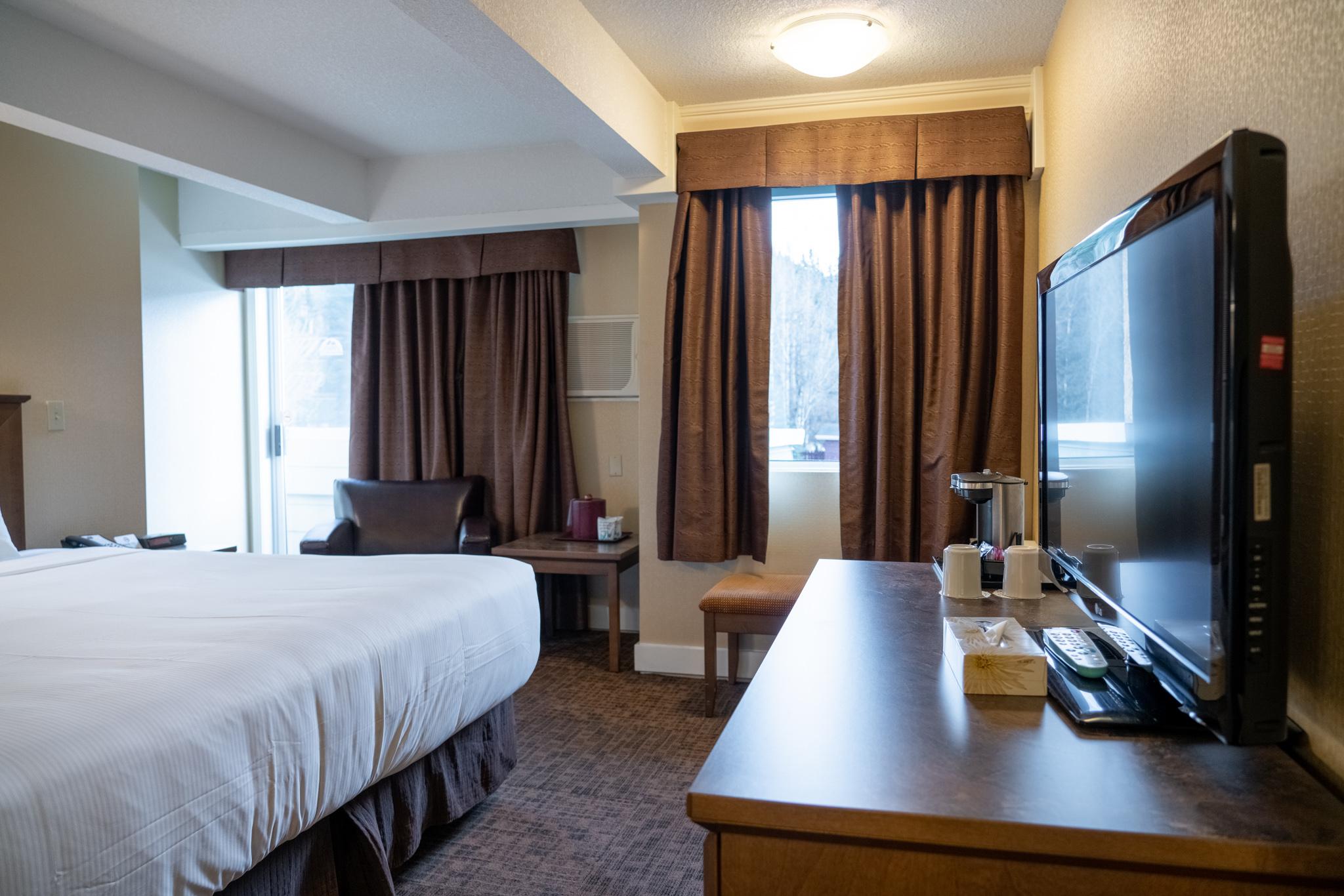Irwin'S Mountain Inn Banff Ngoại thất bức ảnh