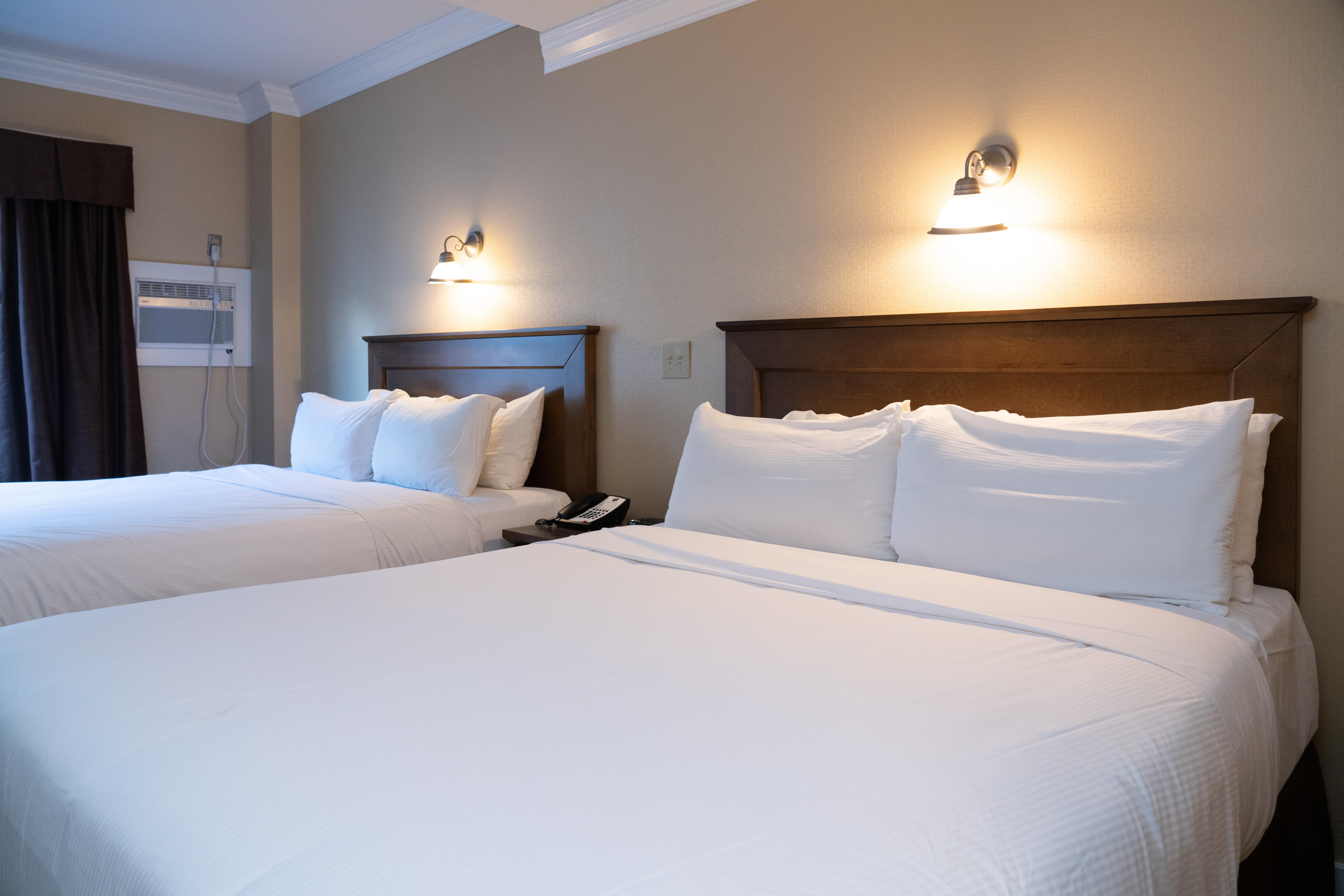 Irwin'S Mountain Inn Banff Ngoại thất bức ảnh
