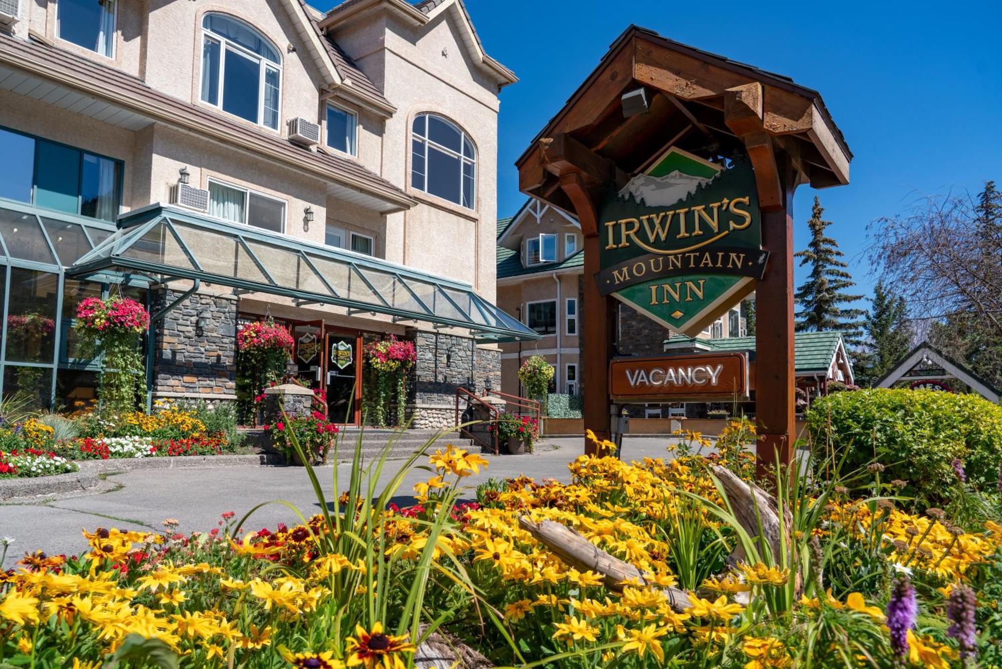 Irwin'S Mountain Inn Banff Ngoại thất bức ảnh